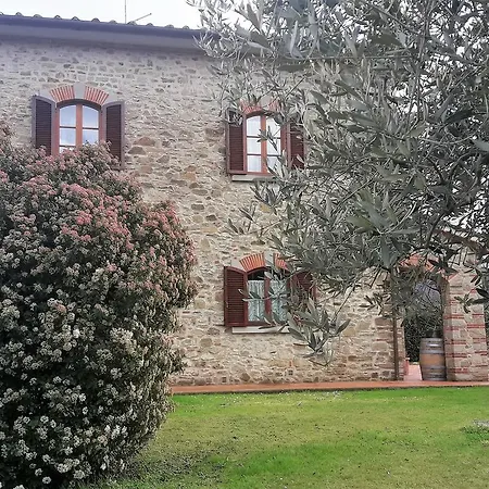 Borgo Del Contadino לינה וארוחת בוקר 3*